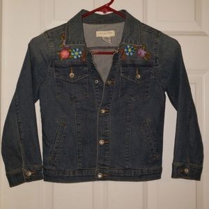 Girls embroidered denim jacket.